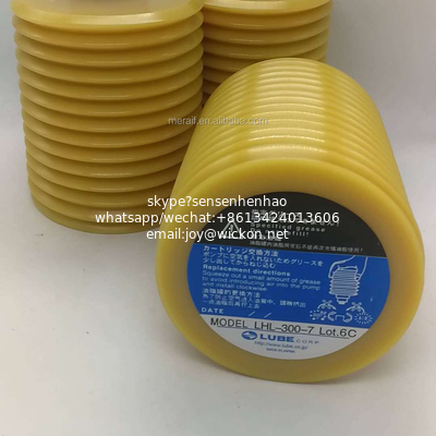 SMT grease  LHL-300-7 grease 700CC for Toshiba Mitsubishi Electric Injection Molding Machine use supplier